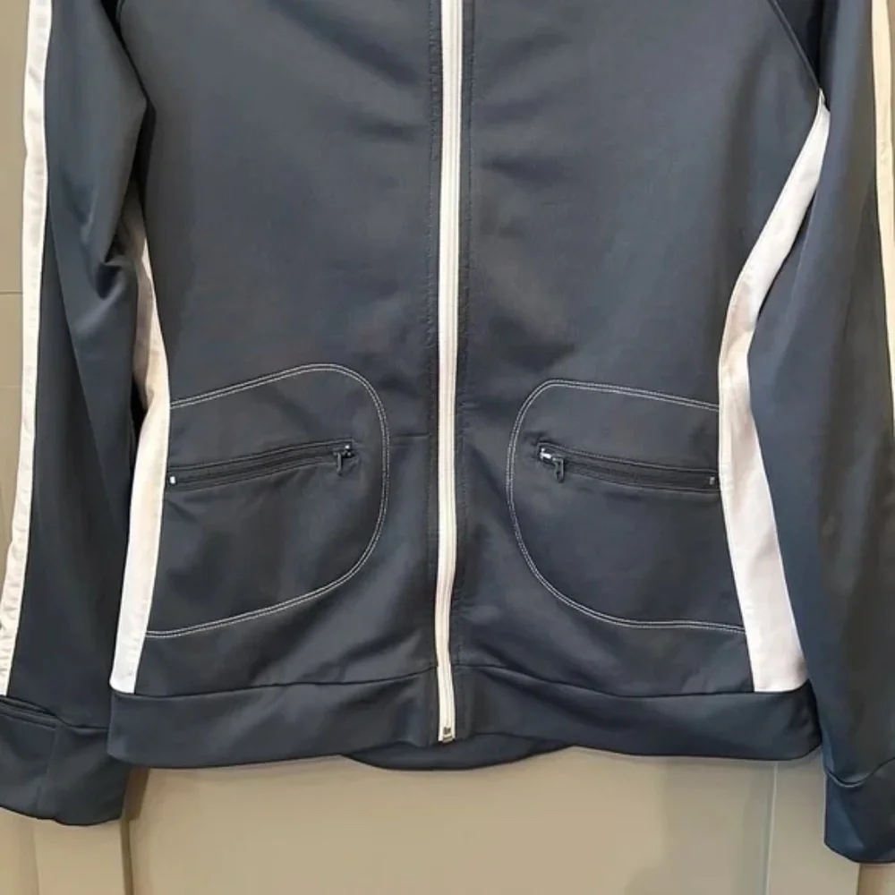 ALO Yoga Cool Fit Full Zip Jacket The Stanley Hotel Gray White Size Medium